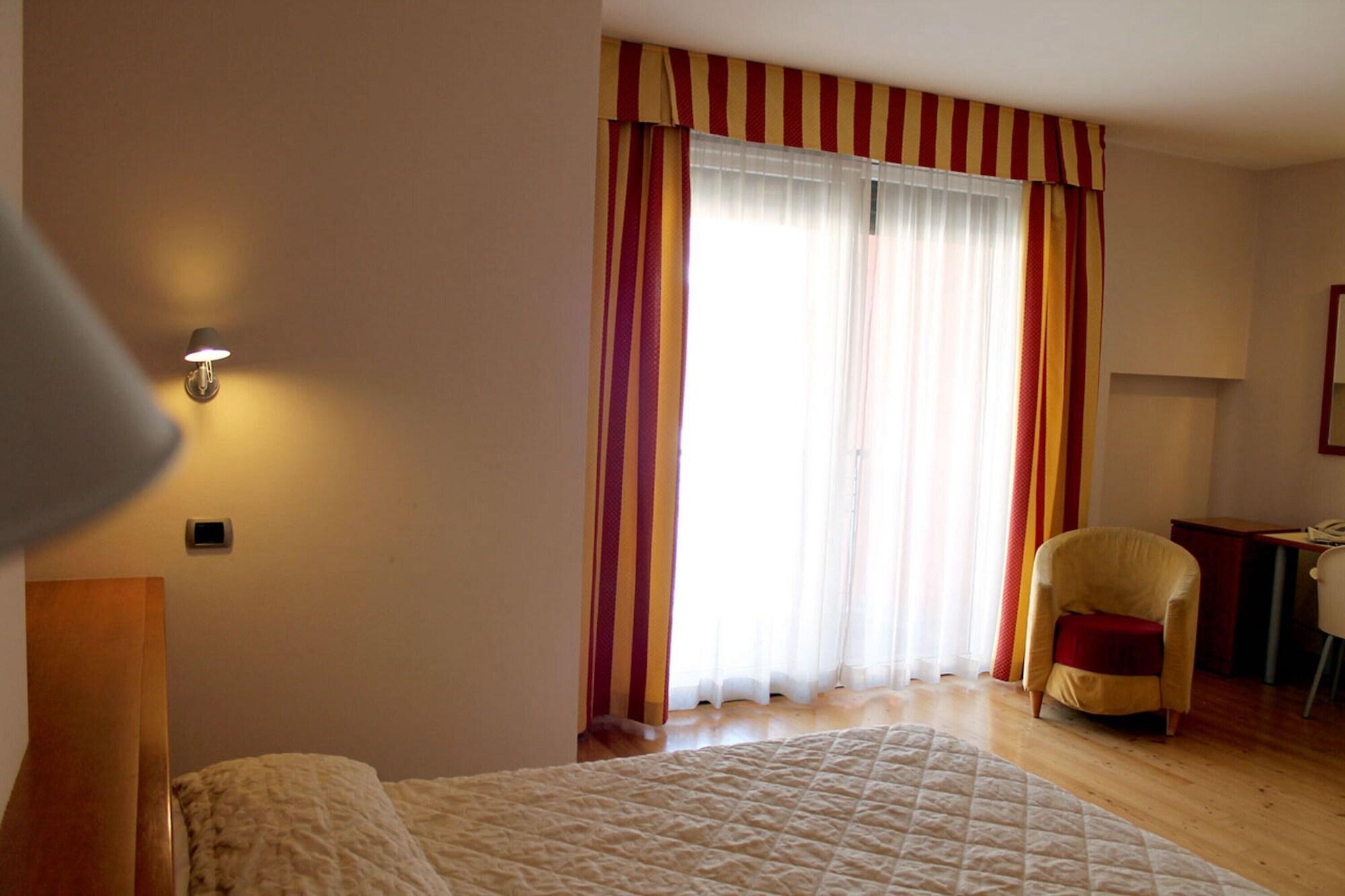 Hotel Rubicone Savignano sul Rubicone Esterno foto